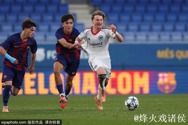 周六西甲裁判安排:科尔德罗将执法巴萨vs奥萨苏纳 周六西甲裁判安排:科尔德罗将执法巴萨vs奥萨苏纳